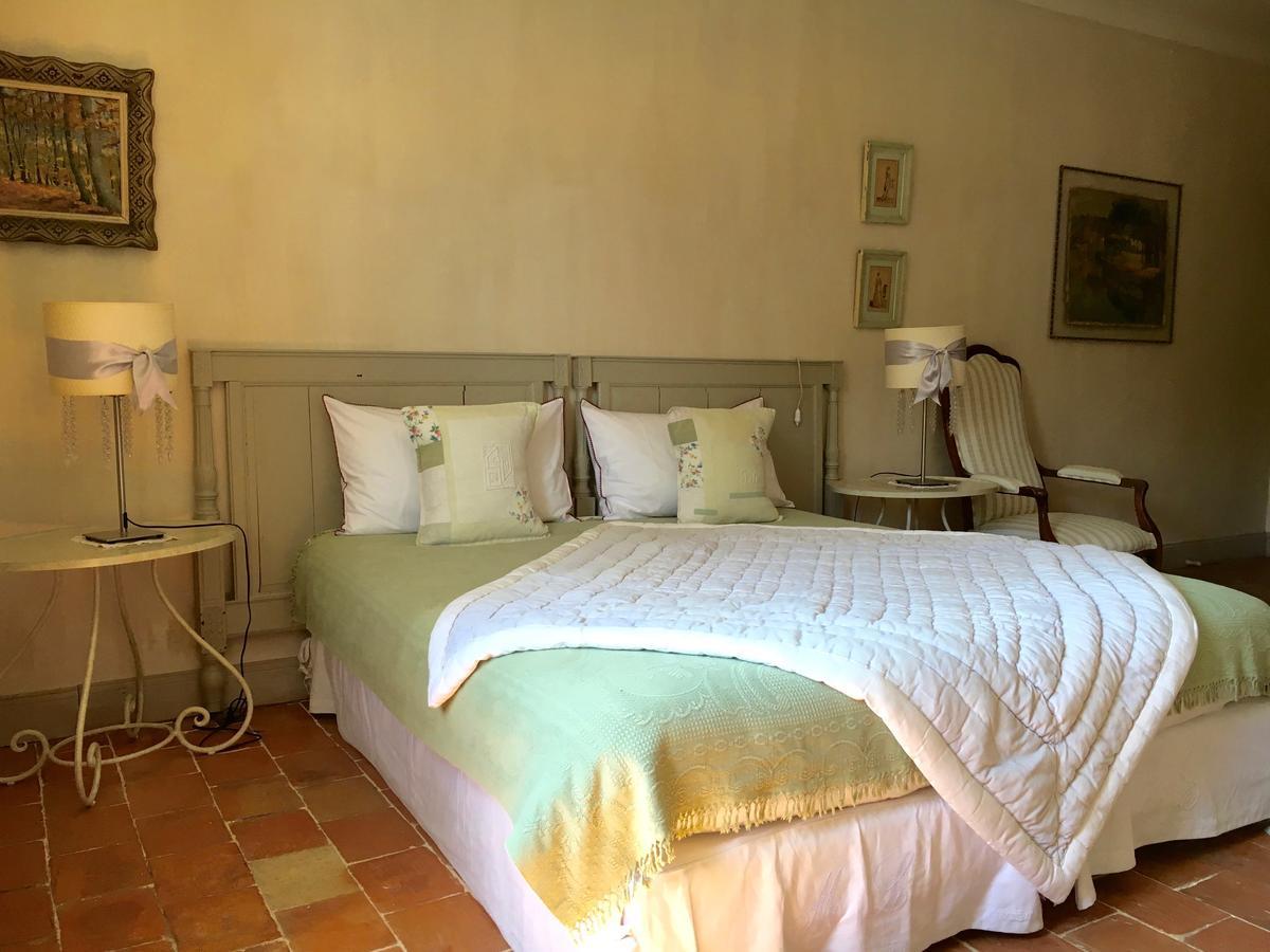 Bed and Breakfast Les Volets Bleus Арканг Экстерьер фото