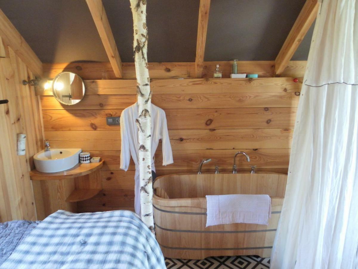 Bed and Breakfast Les Volets Bleus Арканг Экстерьер фото
